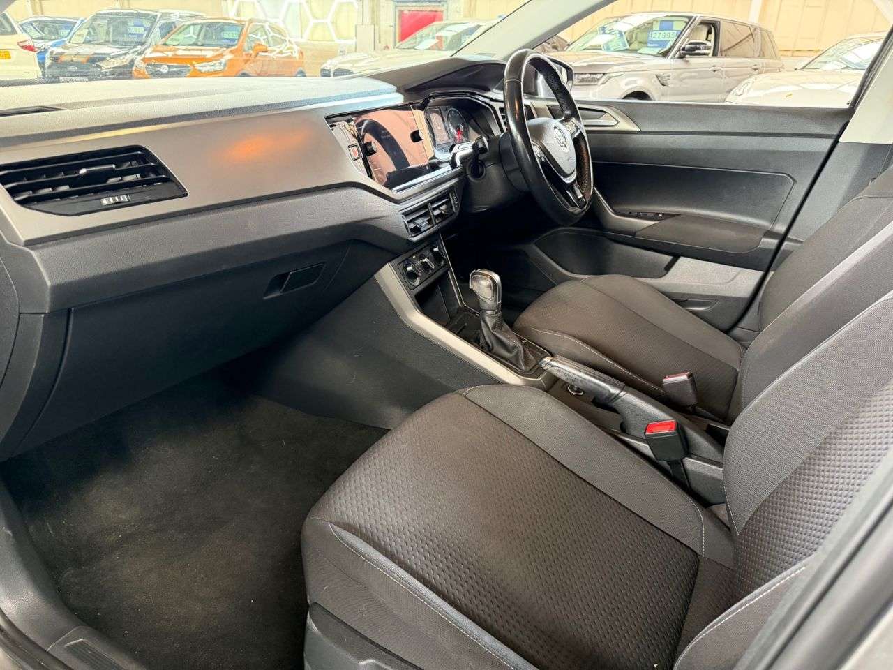 2019 VOLKSWAGEN POLO 2019 VOLKSWAGEN POLO