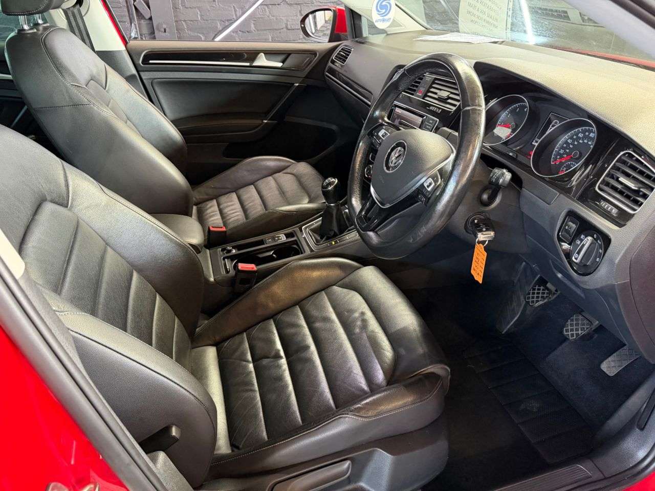 A 2015 VOLKSWAGEN GOLF GT TSI ACT BLUEMOTION TECHNOLOGY A 2015 VOLKSWAGEN GOLF GT TSI ACT BLUEMOTION TECHNOLOGY