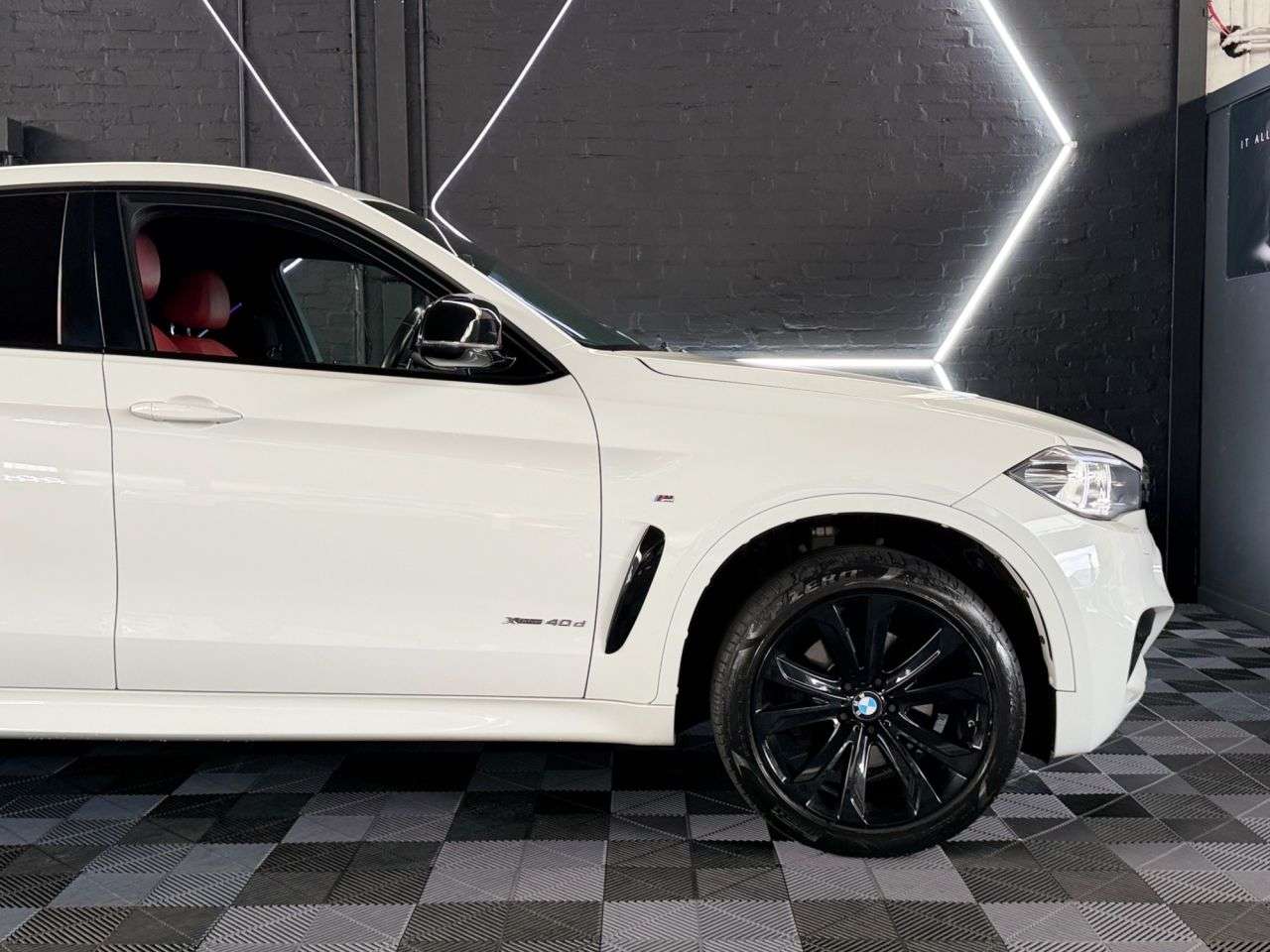 2016 BMW X6 2016 BMW X6