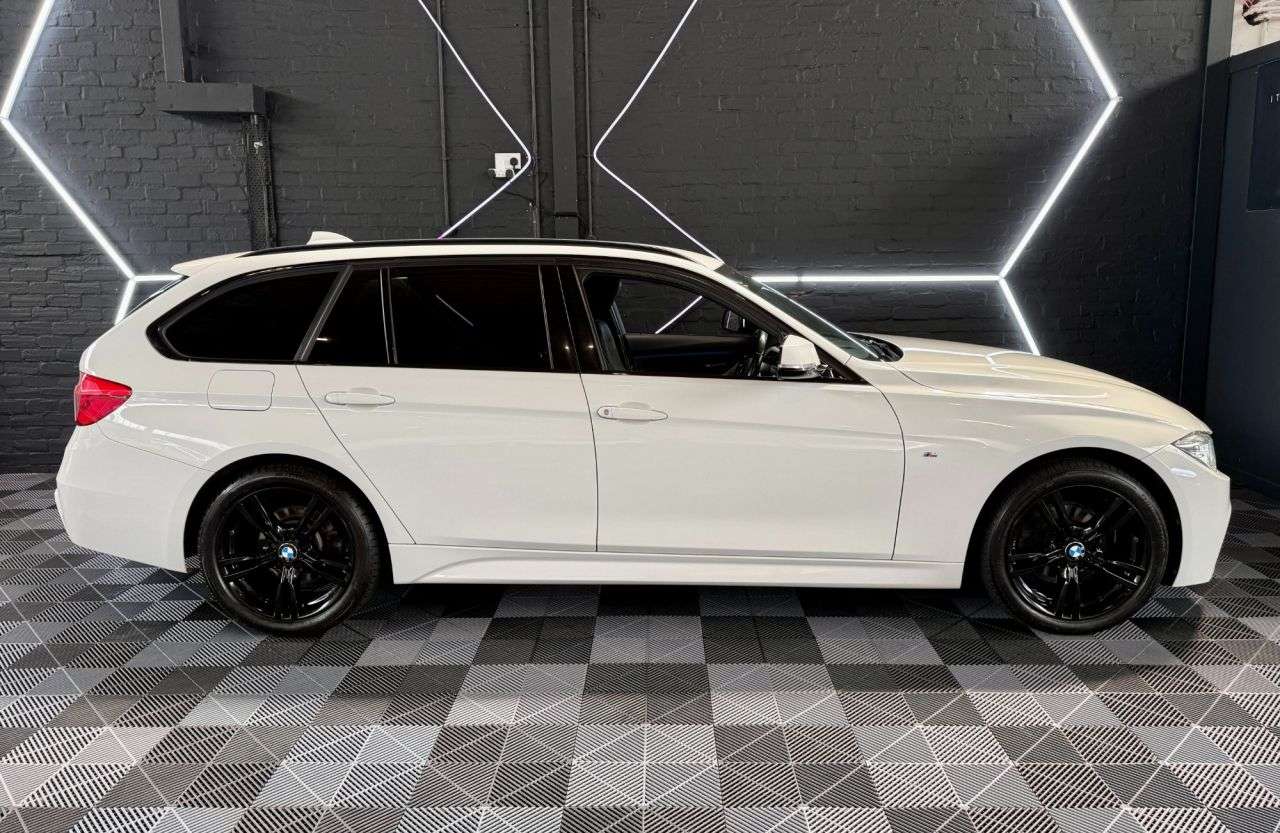A 2016 BMW 3 SERIES 2.0 320d M Sport Touring 5dr Diesel Auto xDrive Euro 6 (s/s) (190 ps) BMW 3 A 2016 BMW 3 SERIES 2.0 320d M Sport Touring 5dr Diesel Auto xDrive Euro 6 (s/s) (190 ps) BMW 3
