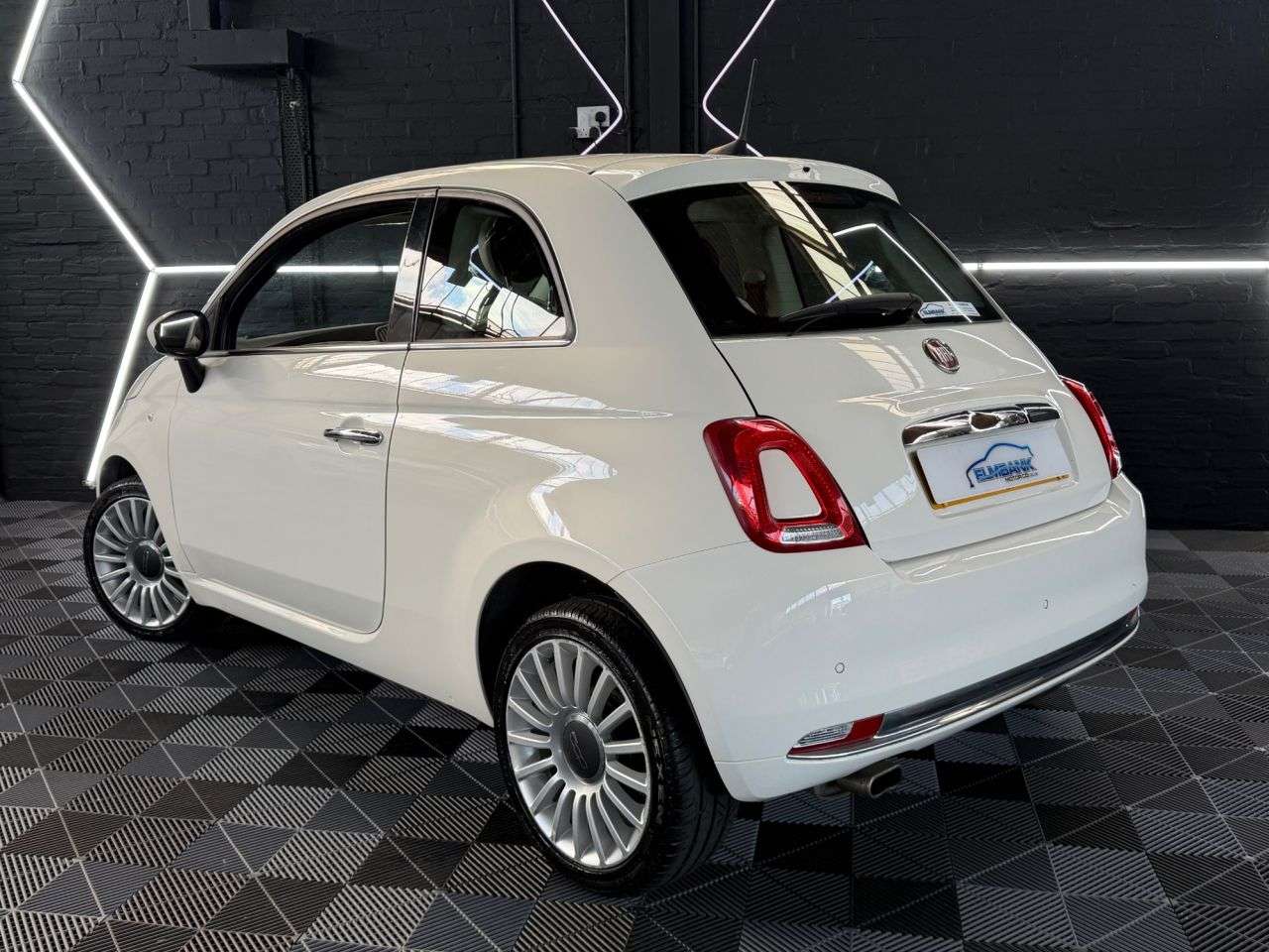 2018 FIAT 500 2018 FIAT 500