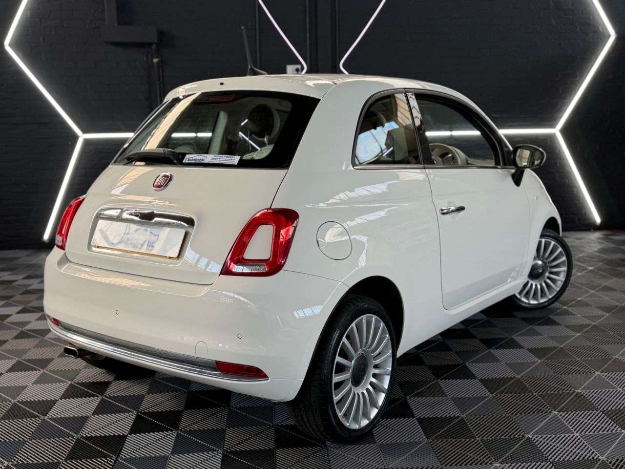 2018 FIAT 500 2018 FIAT 500