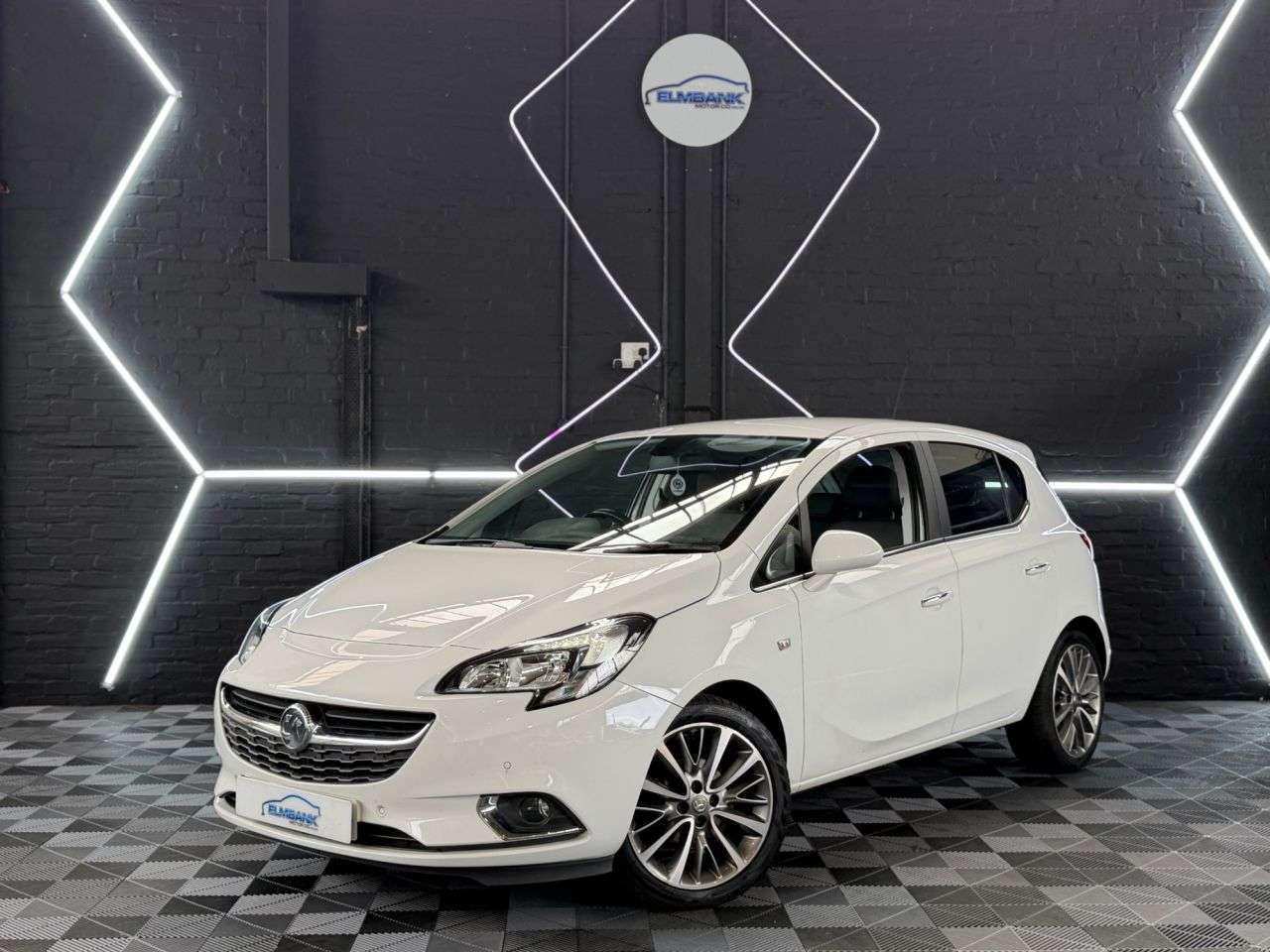 A 2017 VAUXHALL CORSA 1.4i ecoFLEX Elite Hatchback 5dr Petrol Manual Euro 6 (90 ps) 2 KEYS - ONLY A 2017 VAUXHALL CORSA 1.4i ecoFLEX Elite Hatchback 5dr Petrol Manual Euro 6 (90 ps) 2 KEYS - ONLY