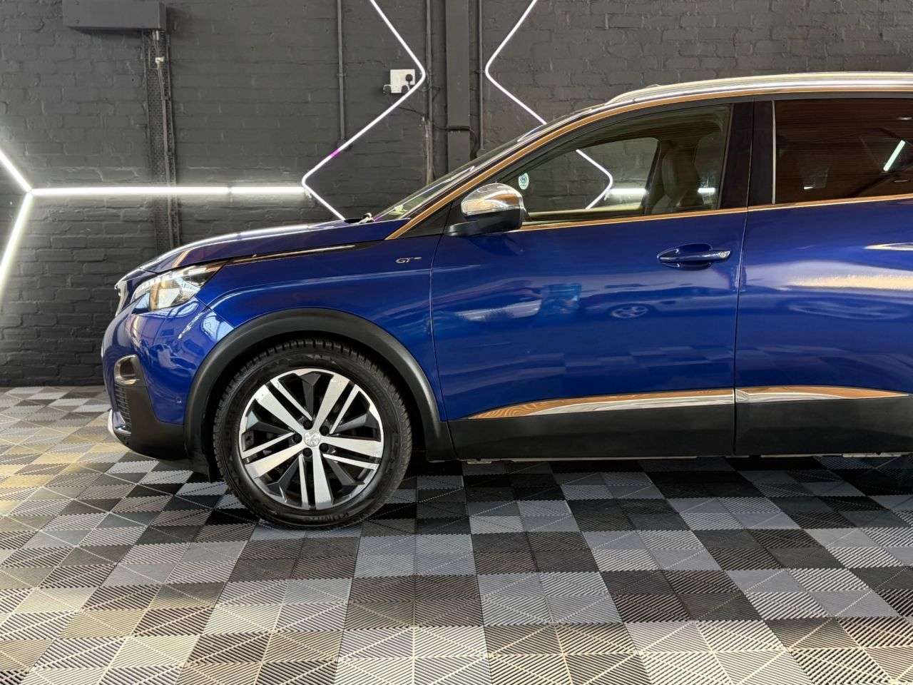 2017 PEUGEOT 3008 2017 PEUGEOT 3008