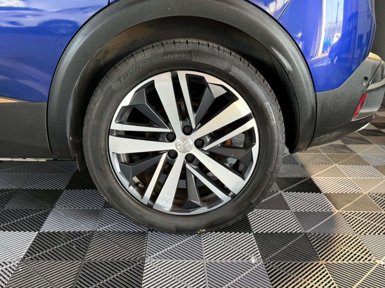 2017 PEUGEOT 3008 2017 PEUGEOT 3008