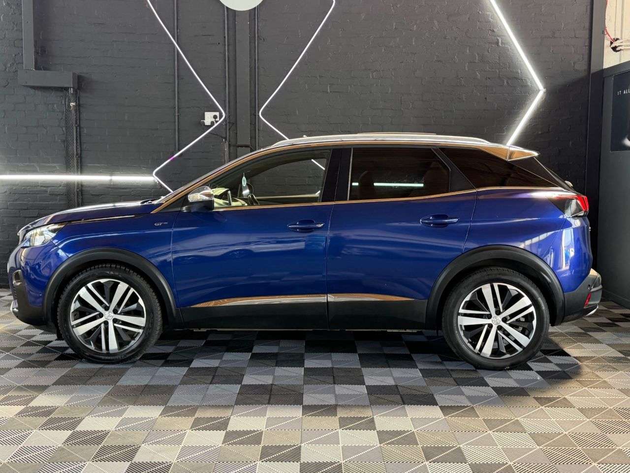 2017 PEUGEOT 3008 2017 PEUGEOT 3008