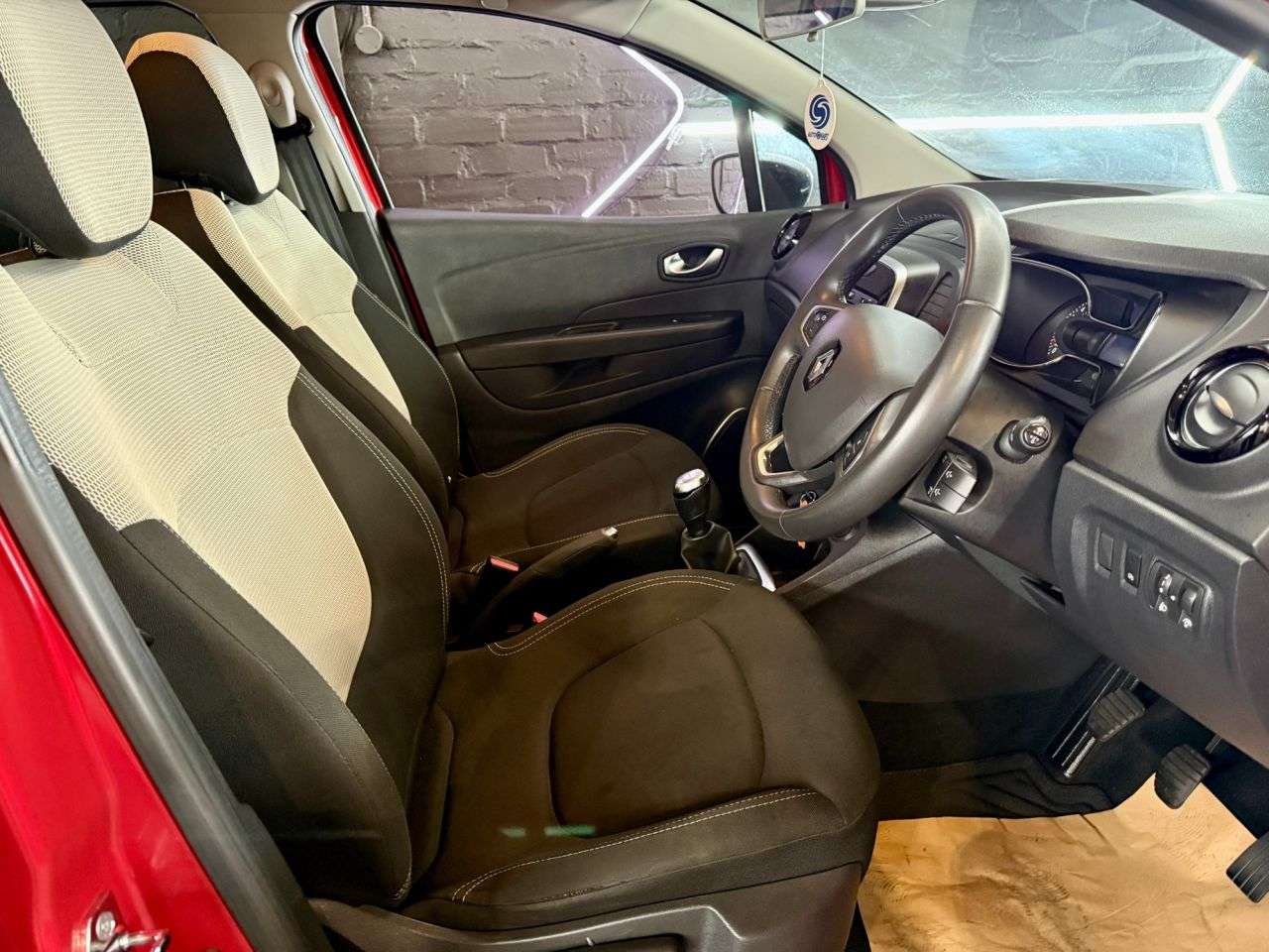2019 RENAULT CAPTUR 2019 RENAULT CAPTUR