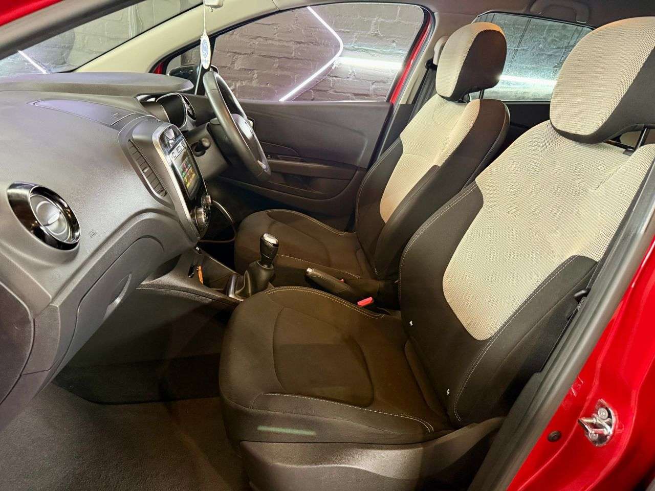 2019 RENAULT CAPTUR 2019 RENAULT CAPTUR