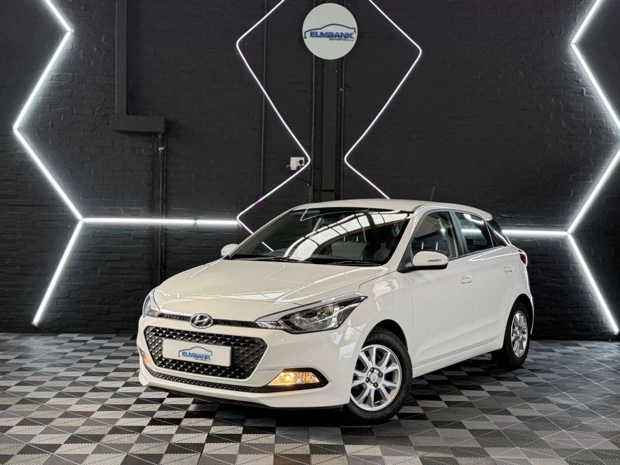 A 2016 HYUNDAI I20 1.2 Blue Drive SE Hatchback 5dr Petrol Manual Euro 6 (s/s) (84 ps) ULEZ OK A 2016 HYUNDAI I20 1.2 Blue Drive SE Hatchback 5dr Petrol Manual Euro 6 (s/s) (84 ps) ULEZ OK