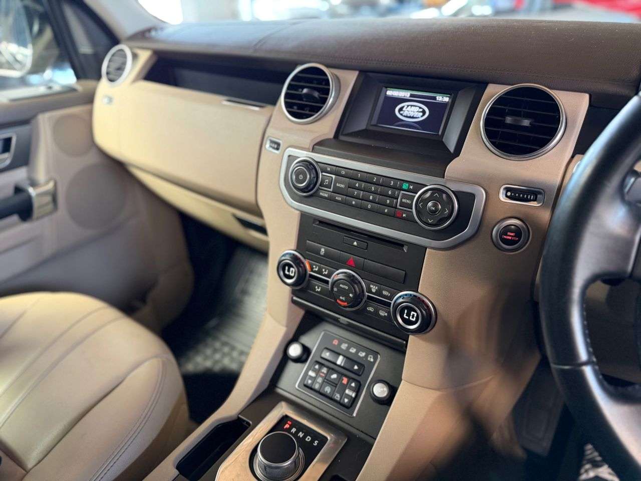 2014 LAND ROVER DISCOVERY 4 2014 LAND ROVER DISCOVERY 4