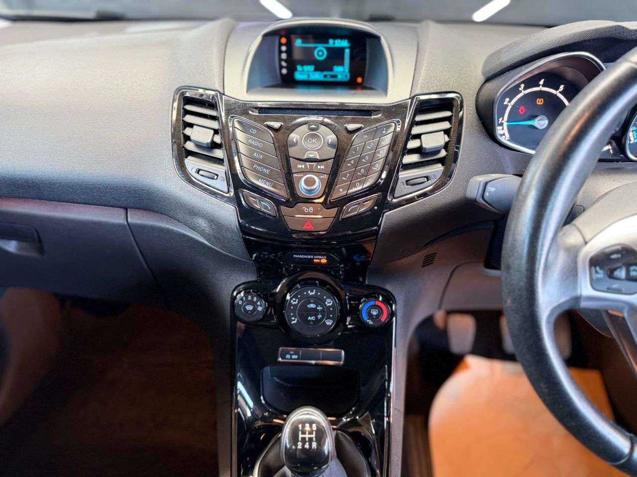 2015 FORD FIESTA 2015 FORD FIESTA