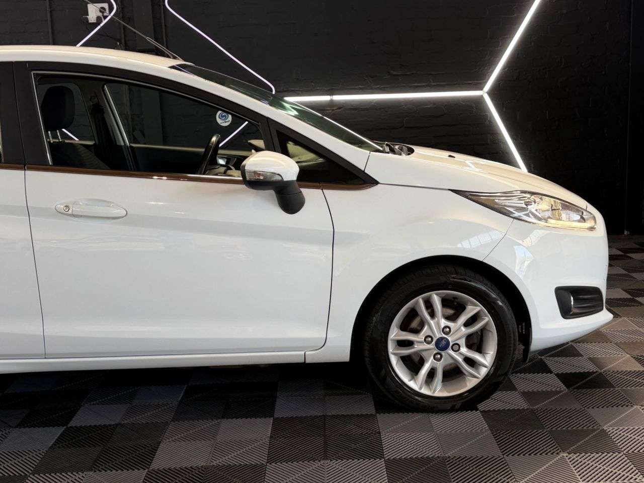 2015 FORD FIESTA 2015 FORD FIESTA