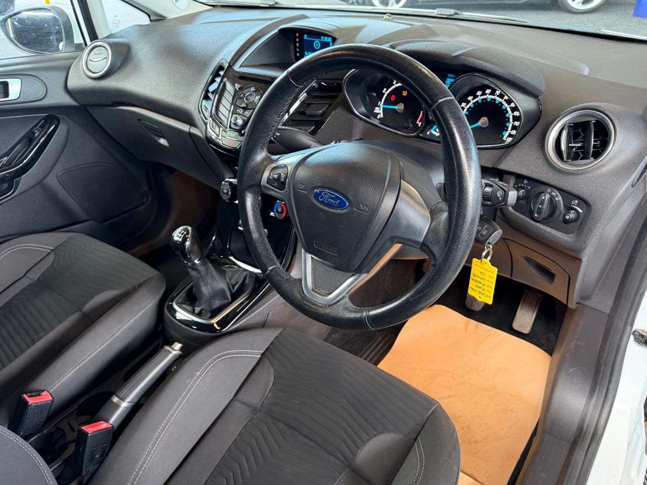 2015 FORD FIESTA 2015 FORD FIESTA
