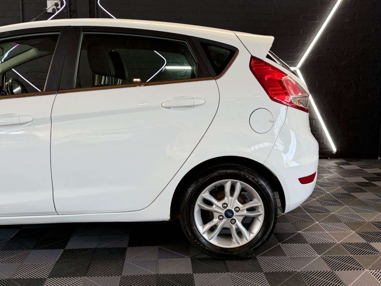 2015 FORD FIESTA 2015 FORD FIESTA