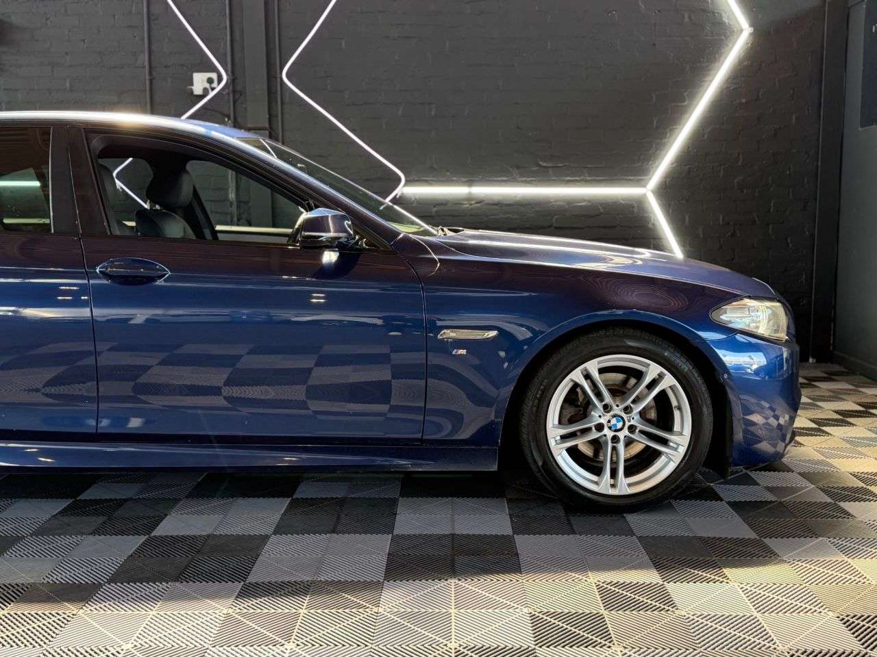 2016 BMW 5 SERIES 2016 BMW 5 SERIES