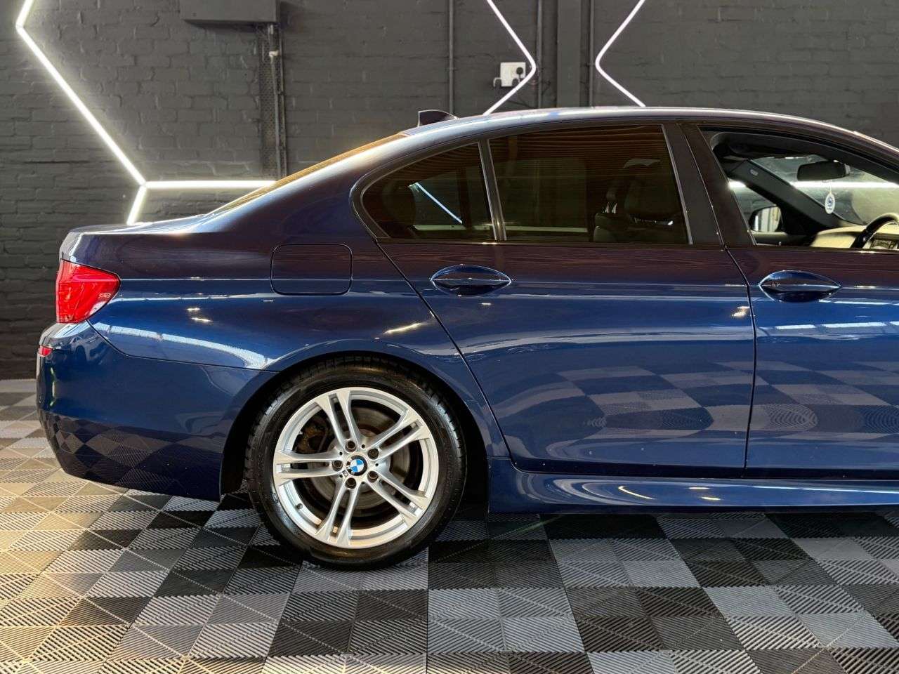 2016 BMW 5 SERIES 2016 BMW 5 SERIES