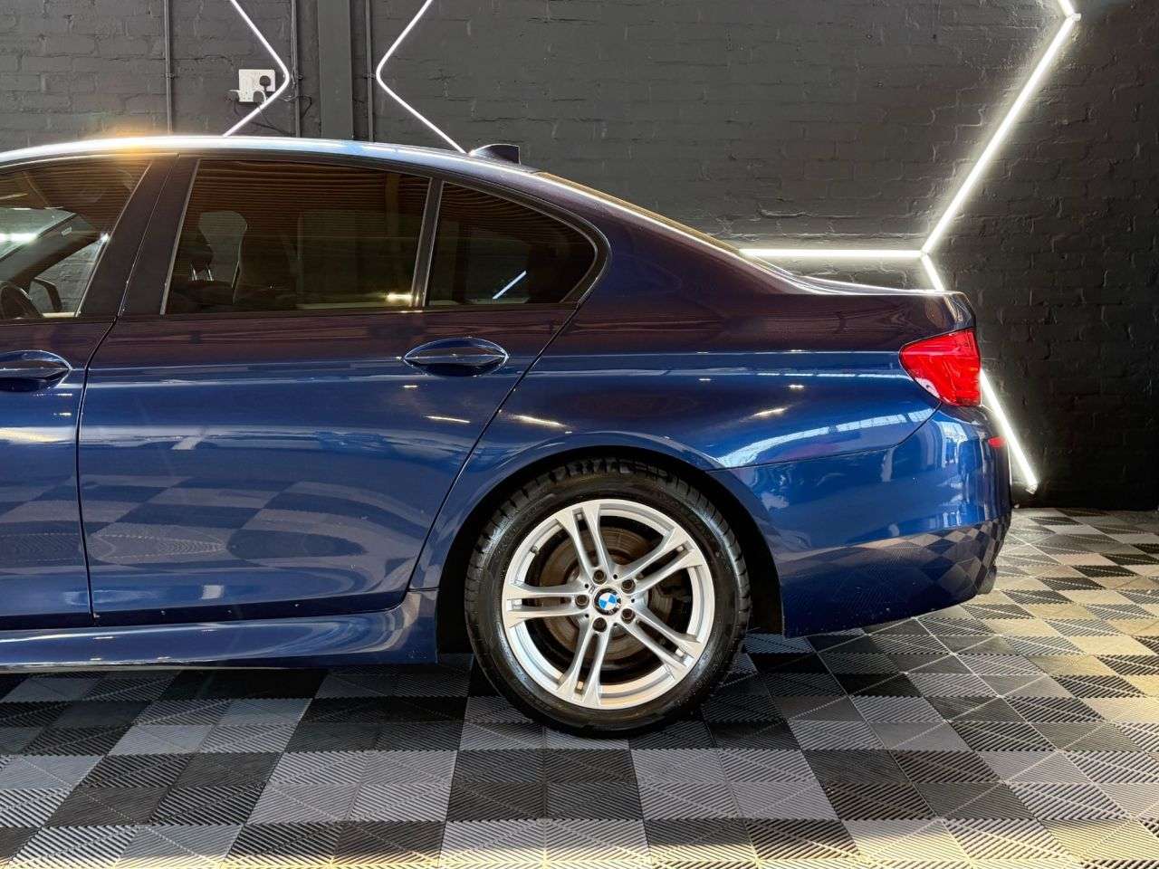 2016 BMW 5 SERIES 2016 BMW 5 SERIES