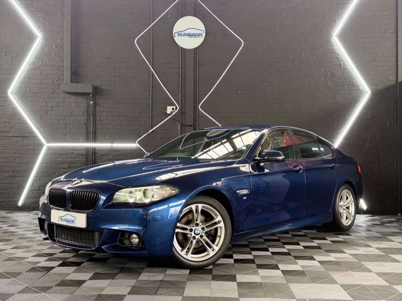A 2016 BMW 5 SERIES 2.0 520d M Sport Saloon 4dr Diesel Auto Euro 6 (s/s) (190 ps) 2 KEYS - 2 OW A 2016 BMW 5 SERIES 2.0 520d M Sport Saloon 4dr Diesel Auto Euro 6 (s/s) (190 ps) 2 KEYS - 2 OW