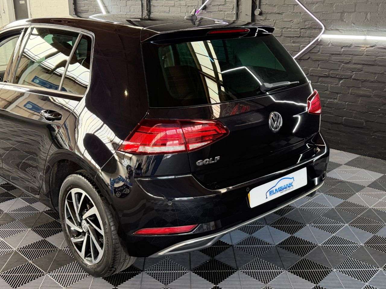 2019 VOLKSWAGEN GOLF 2019 VOLKSWAGEN GOLF