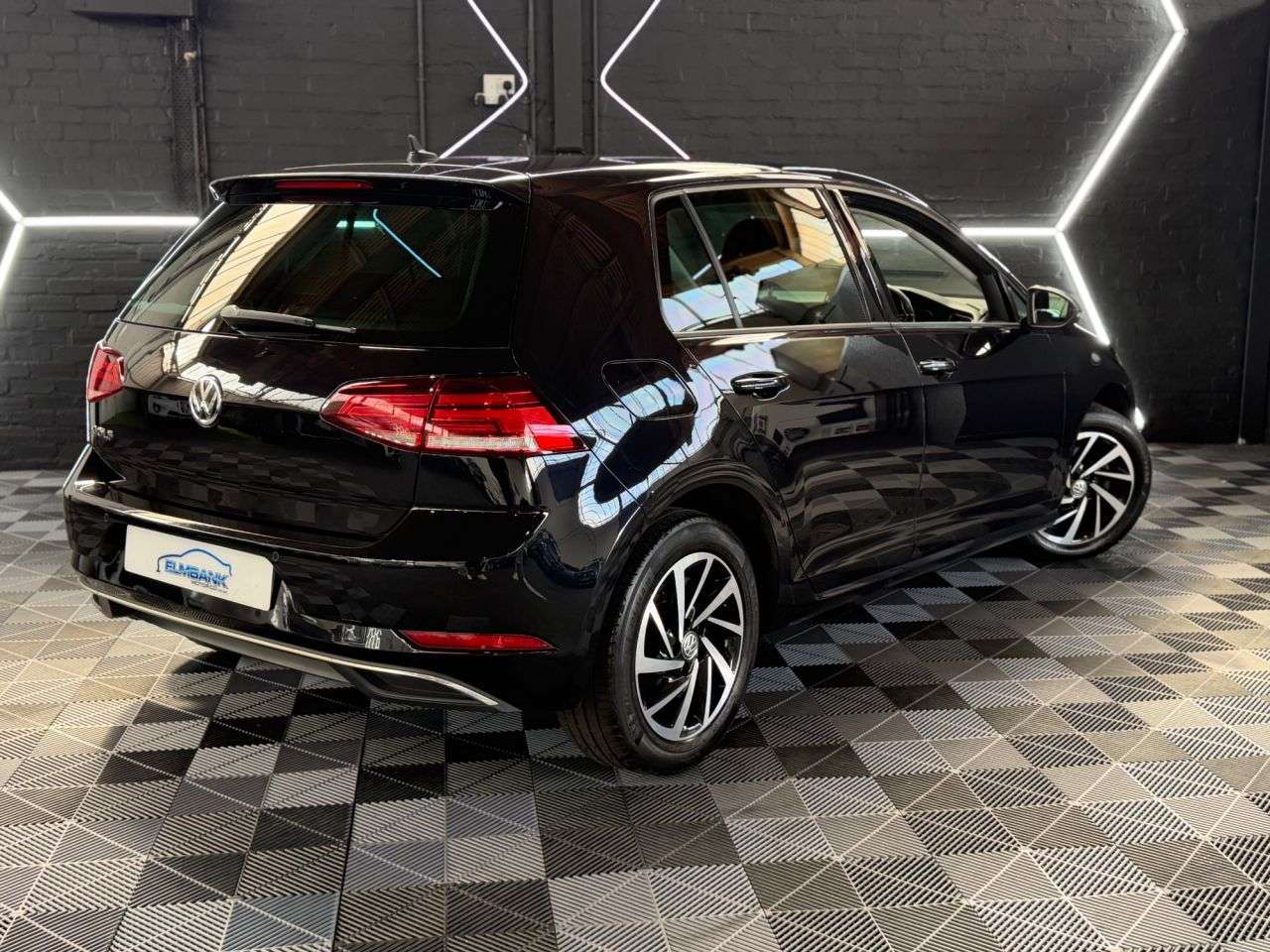 2019 VOLKSWAGEN GOLF 2019 VOLKSWAGEN GOLF