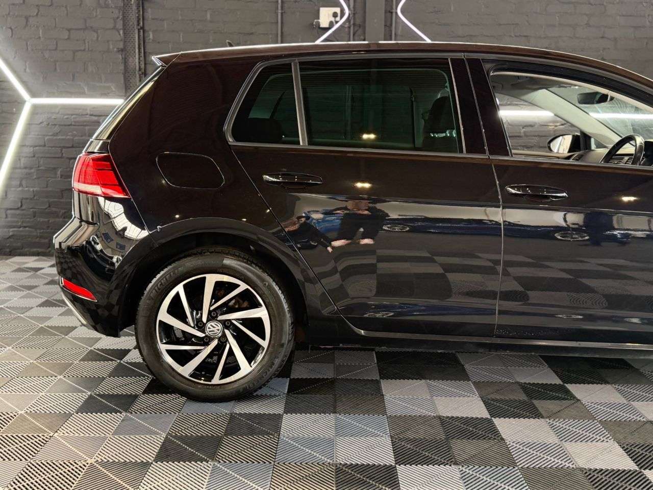 2019 VOLKSWAGEN GOLF 2019 VOLKSWAGEN GOLF