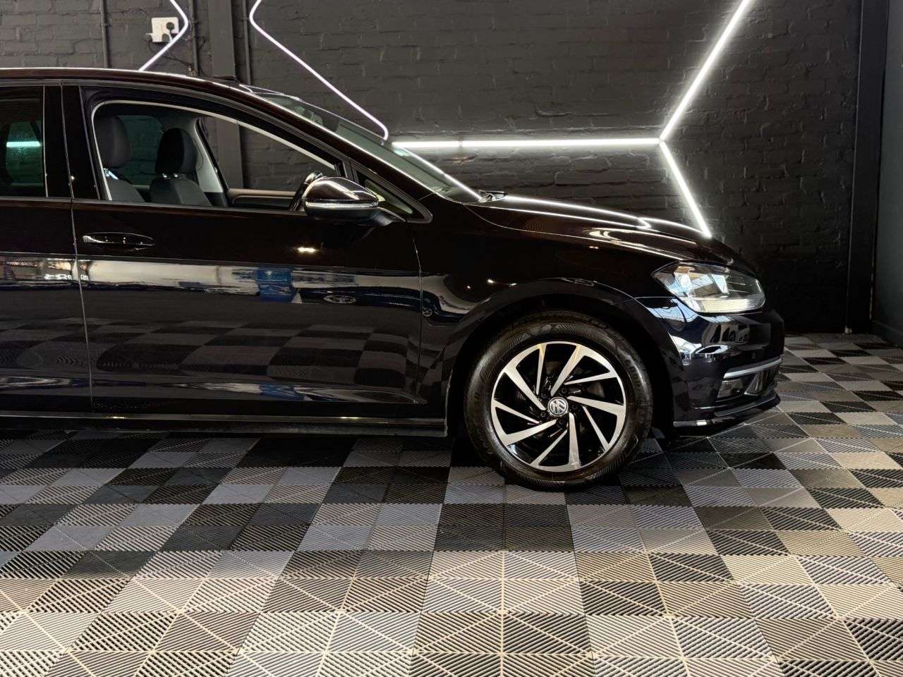 2019 VOLKSWAGEN GOLF 2019 VOLKSWAGEN GOLF