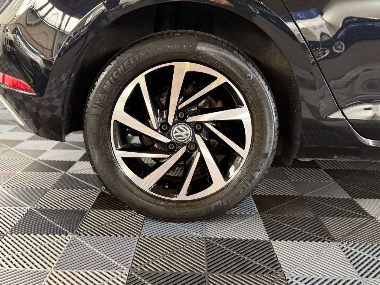 2019 VOLKSWAGEN GOLF 2019 VOLKSWAGEN GOLF