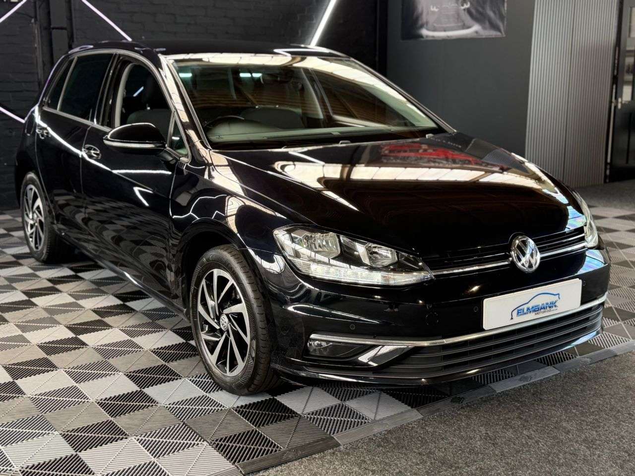 2019 VOLKSWAGEN GOLF 2019 VOLKSWAGEN GOLF