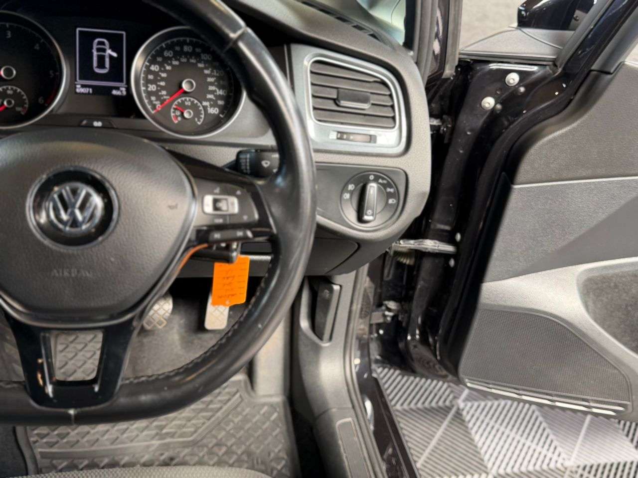 2019 VOLKSWAGEN GOLF 2019 VOLKSWAGEN GOLF