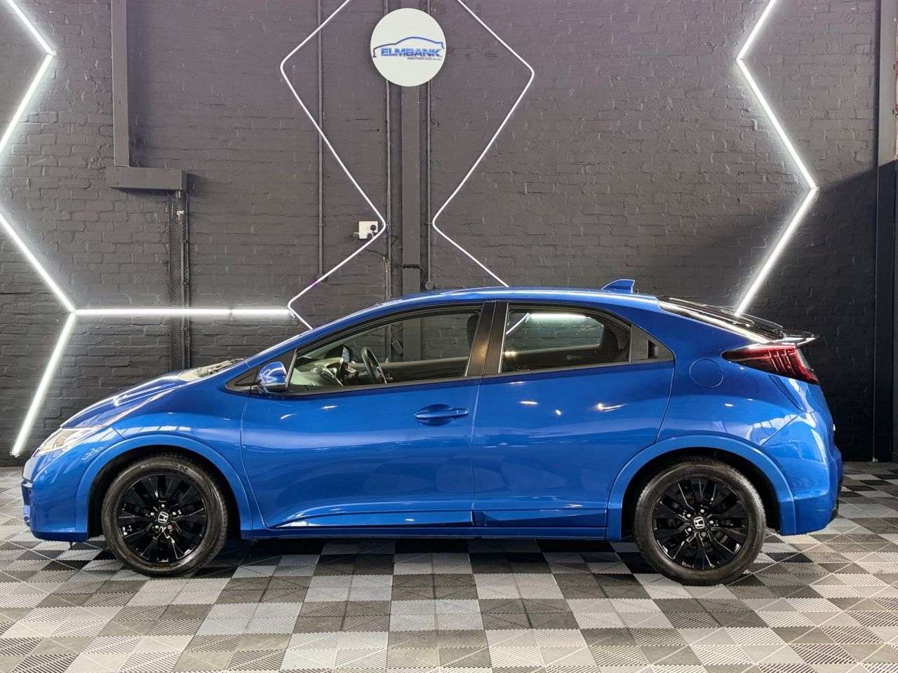 A 2016 HONDA CIVIC 1.4 i-VTEC S Hatchback 5dr Petrol Manual Euro 6 (s/s) (100 ps) A 2016 HONDA CIVIC 1.4 i-VTEC S Hatchback 5dr Petrol Manual Euro 6 (s/s) (100 ps)