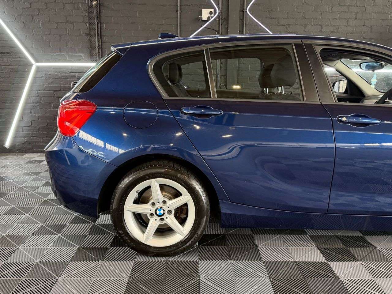 2018 BMW 1 SERIES 2018 BMW 1 SERIES
