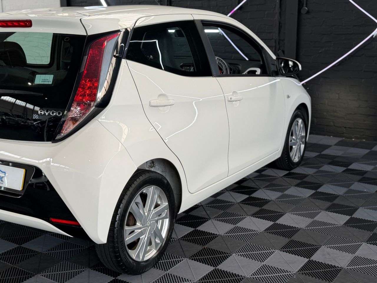 2016 TOYOTA AYGO 2016 TOYOTA AYGO