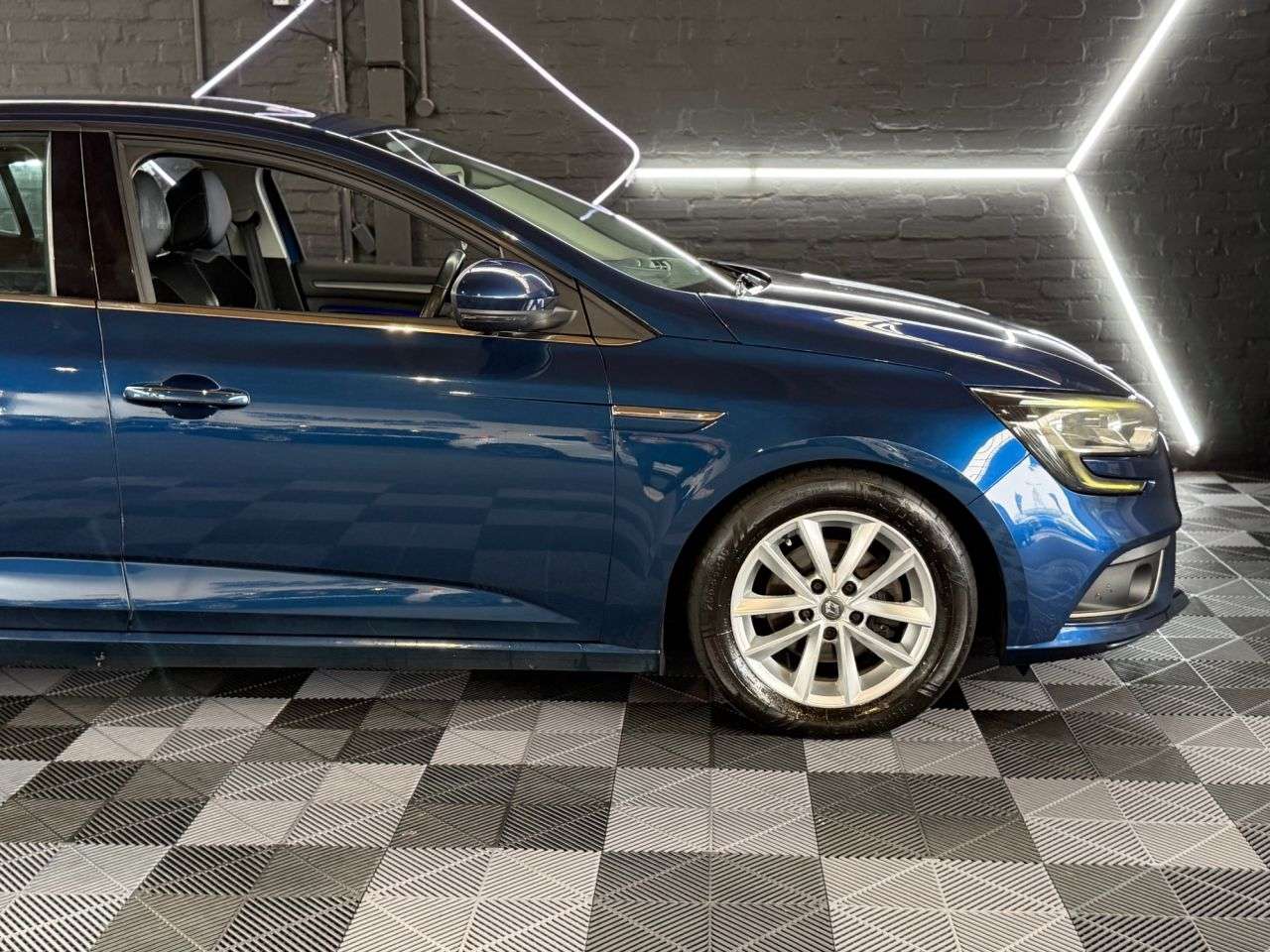 2016 RENAULT MEGANE 2016 RENAULT MEGANE