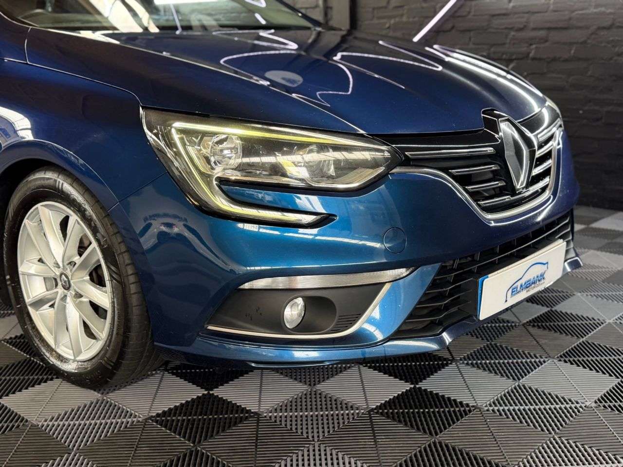 2016 RENAULT MEGANE 2016 RENAULT MEGANE