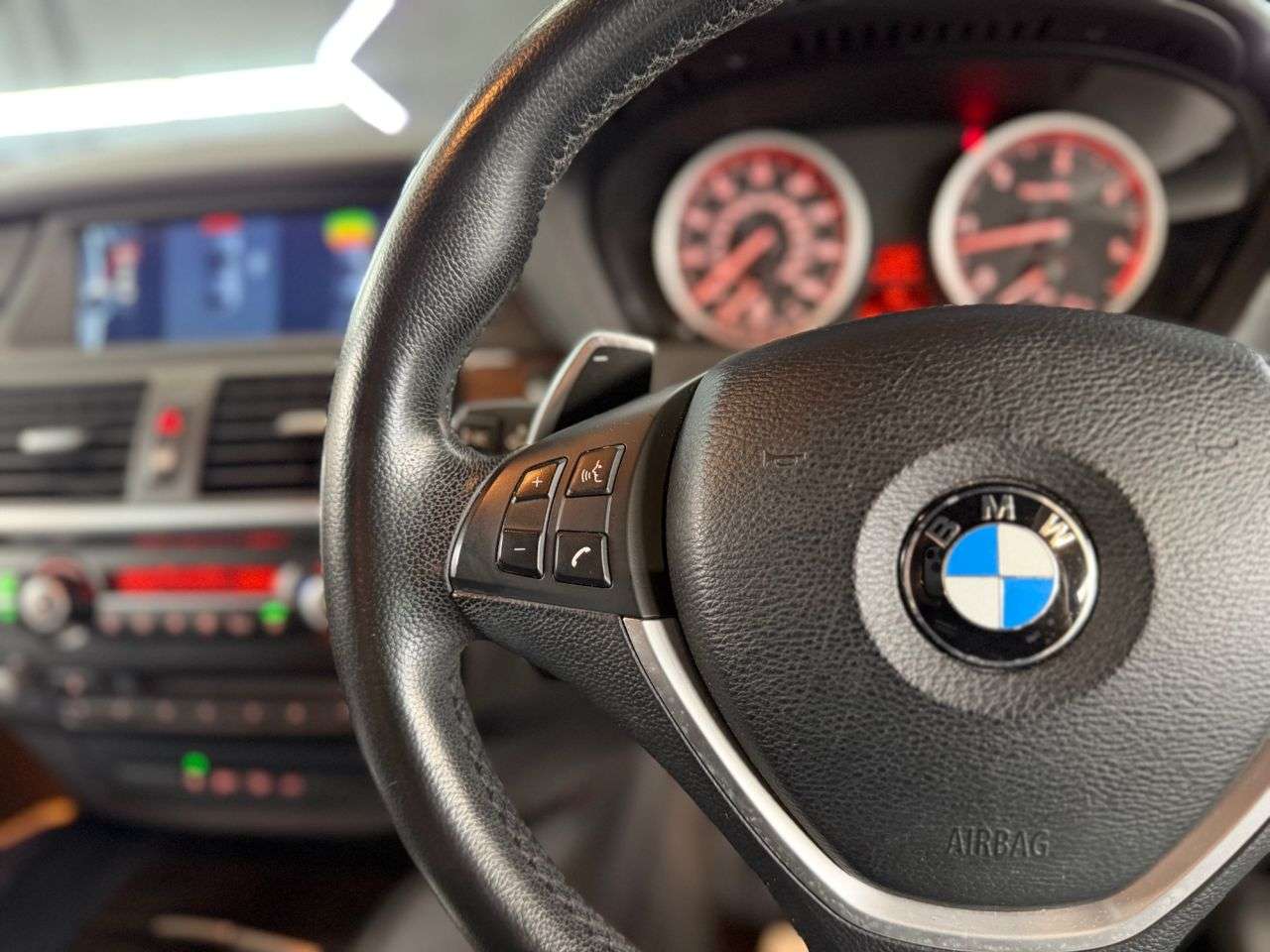 2013 BMW X6 2013 BMW X6