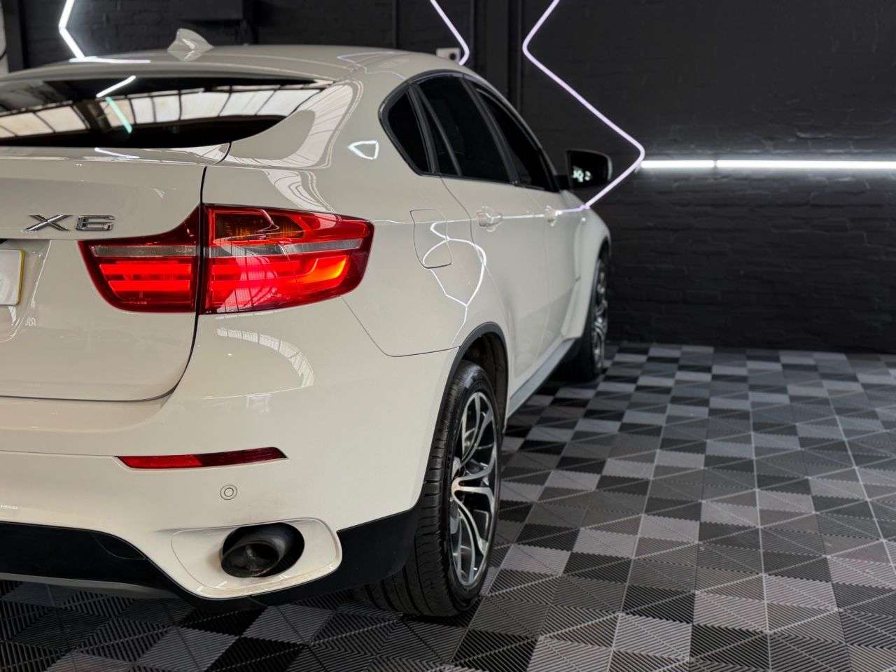 2013 BMW X6 2013 BMW X6