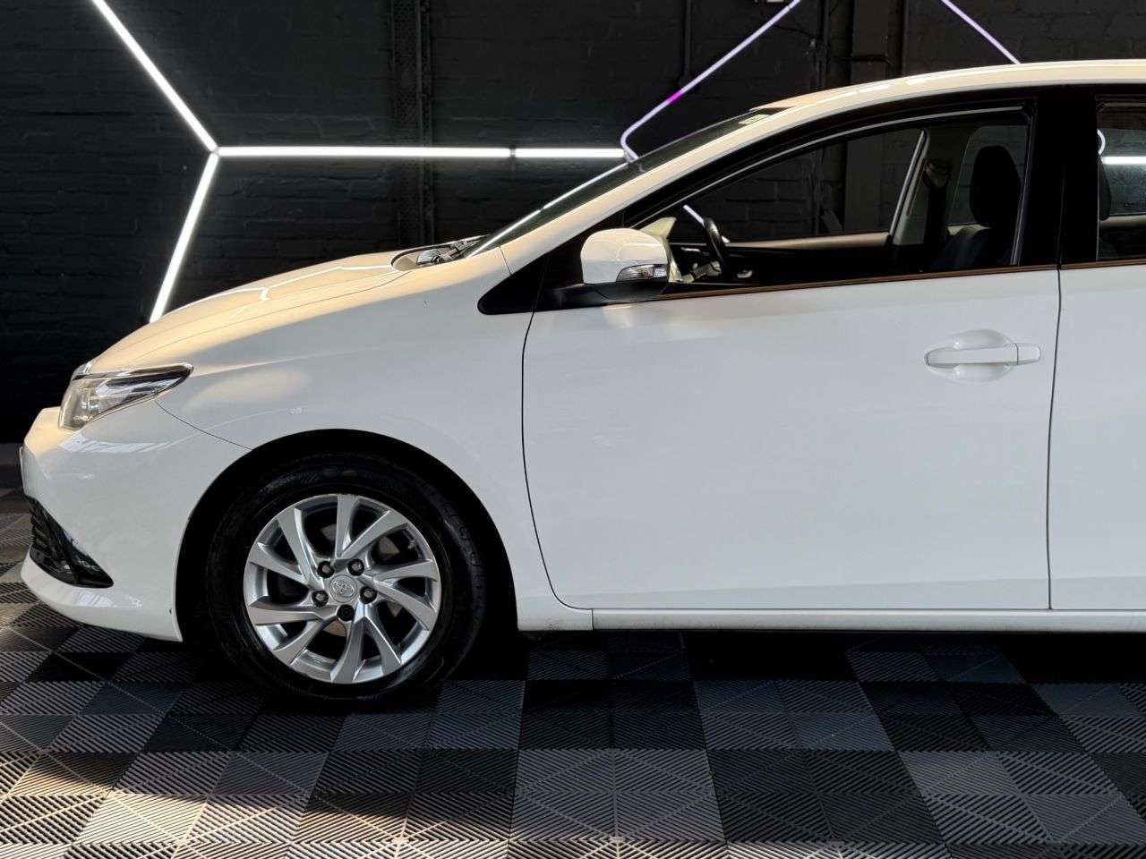 2016 TOYOTA AURIS 2016 TOYOTA AURIS
