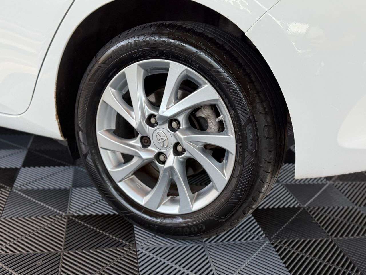2016 TOYOTA AURIS 2016 TOYOTA AURIS