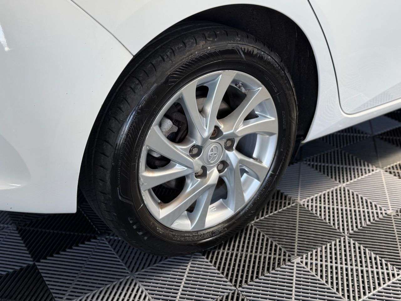 2016 TOYOTA AURIS 2016 TOYOTA AURIS