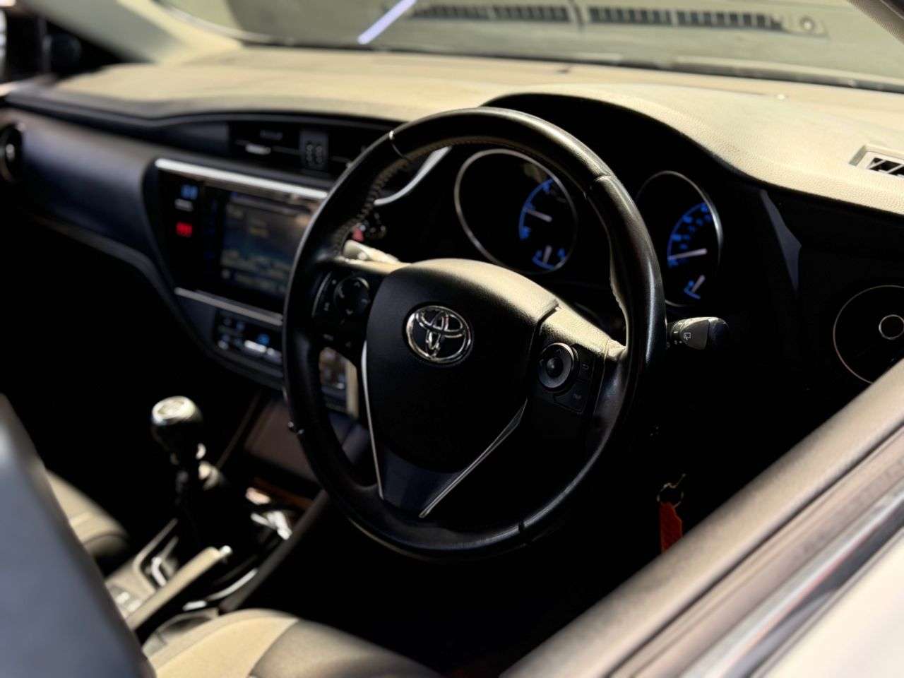 2016 TOYOTA AURIS 2016 TOYOTA AURIS