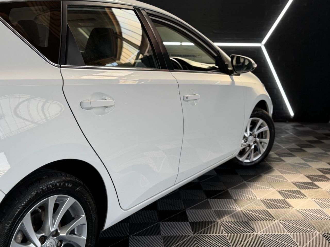 2016 TOYOTA AURIS 2016 TOYOTA AURIS