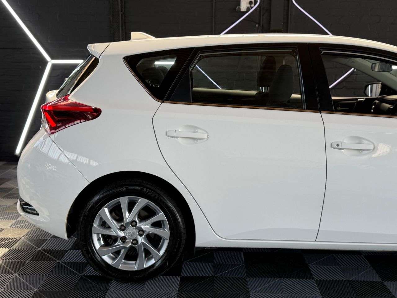 2016 TOYOTA AURIS 2016 TOYOTA AURIS