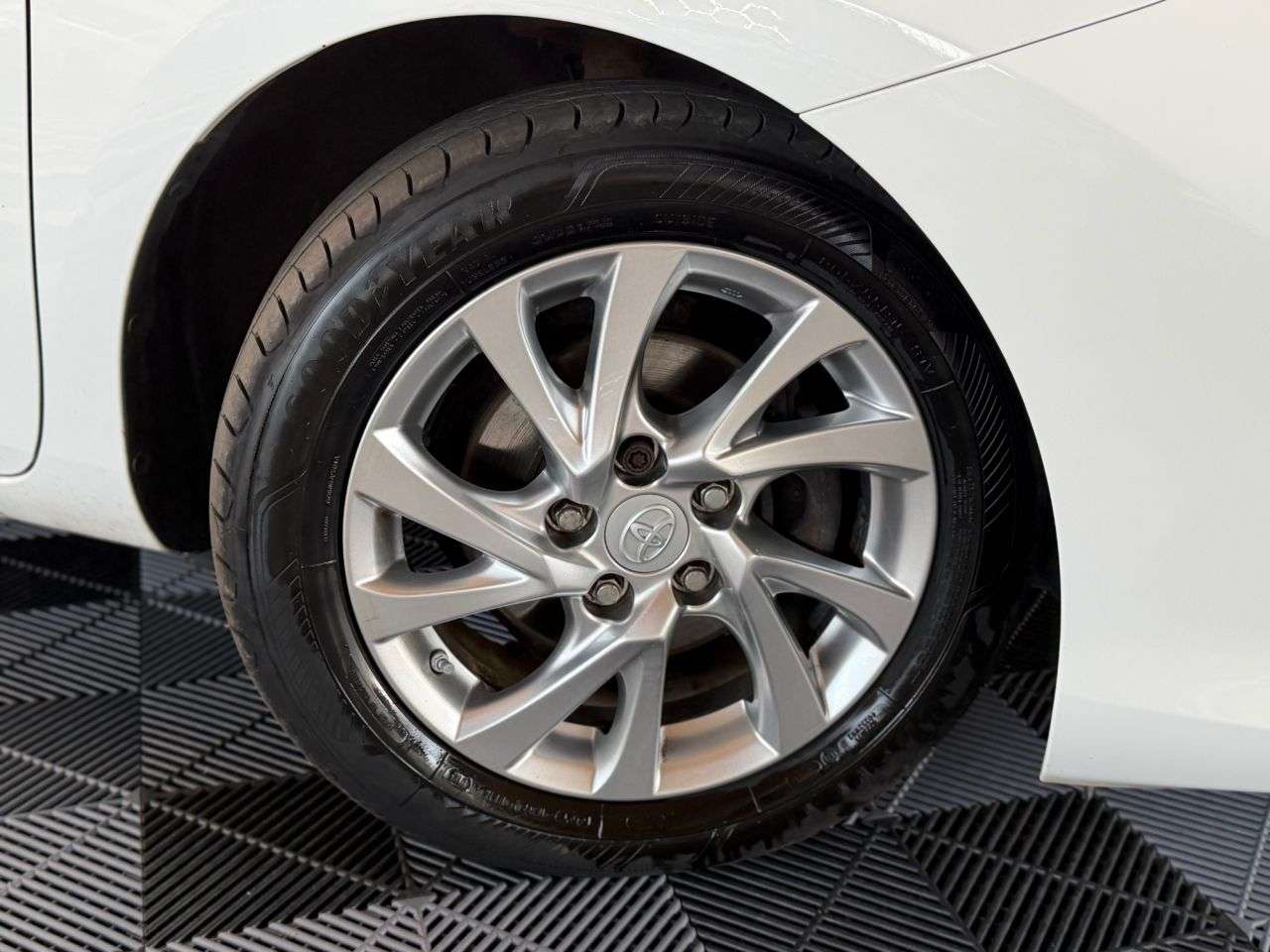 2016 TOYOTA AURIS 2016 TOYOTA AURIS