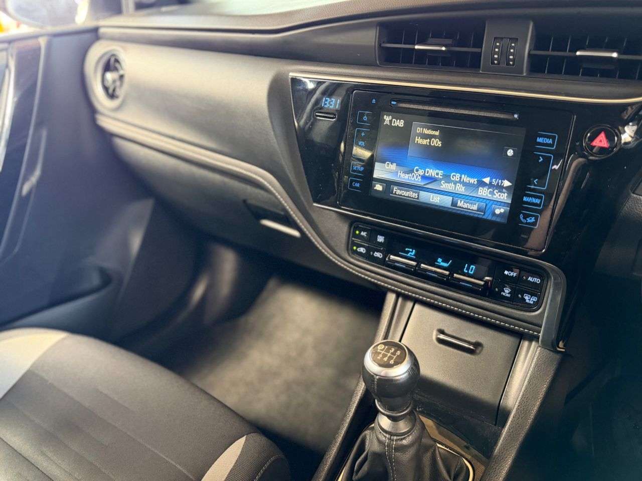 2016 TOYOTA AURIS 2016 TOYOTA AURIS