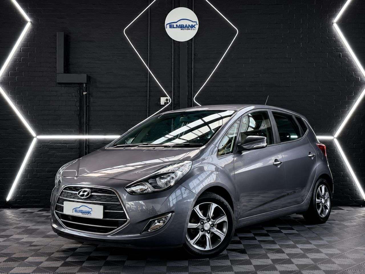 A 2016 HYUNDAI IX20 1.4 Blue Drive SE Hatchback 5dr Petrol Manual Euro 6 (s/s) (90 ps) LOW MILE A 2016 HYUNDAI IX20 1.4 Blue Drive SE Hatchback 5dr Petrol Manual Euro 6 (s/s) (90 ps) LOW MILE