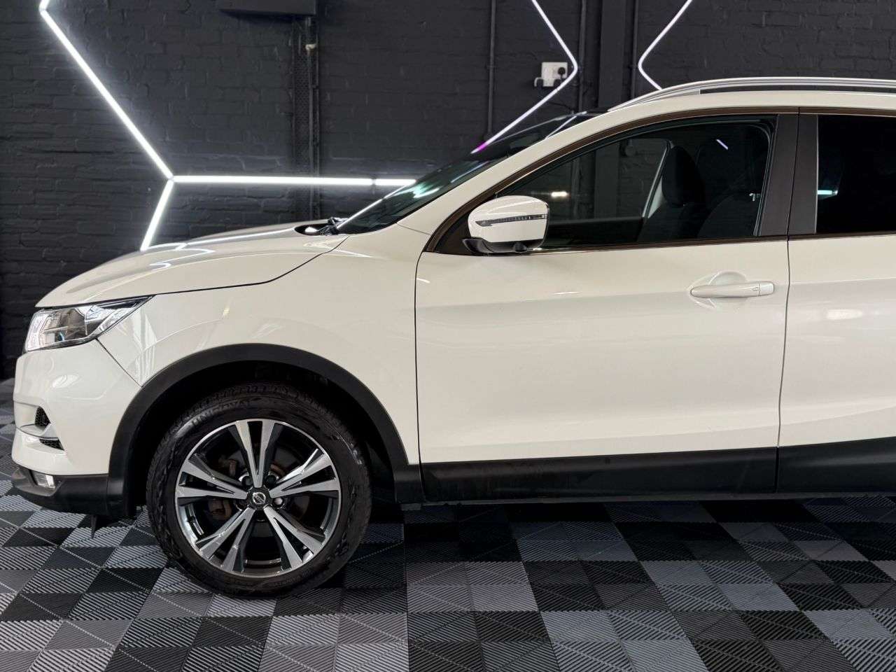 A 2018 NISSAN QASHQAI N-CONNECTA DCI A 2018 NISSAN QASHQAI N-CONNECTA DCI