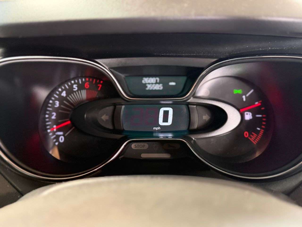 2017 RENAULT CAPTUR 2017 RENAULT CAPTUR