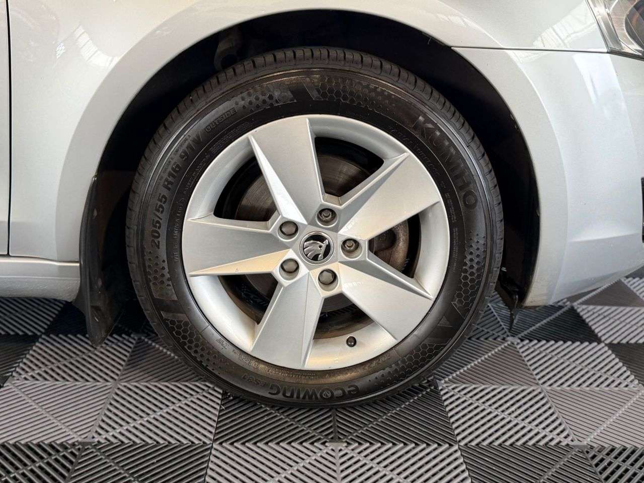 2013 SKODA OCTAVIA 2013 SKODA OCTAVIA