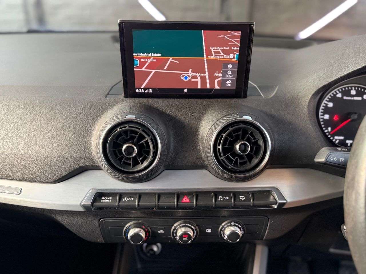 2018 AUDI Q2 2018 AUDI Q2