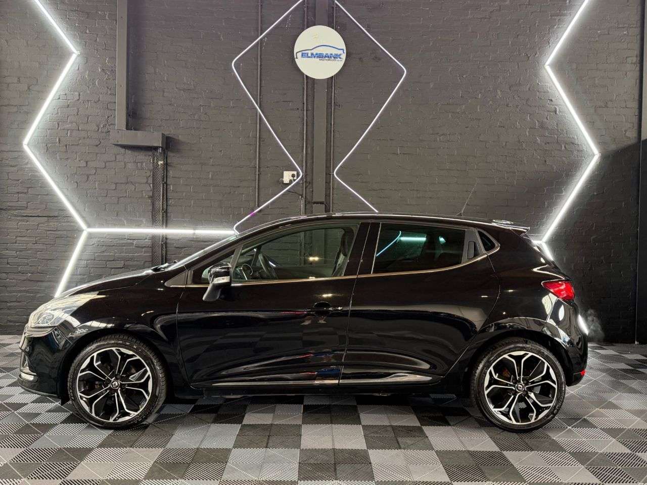 2019 RENAULT CLIO 2019 RENAULT CLIO
